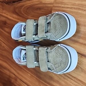 Vans Midtop Velcro Shoes